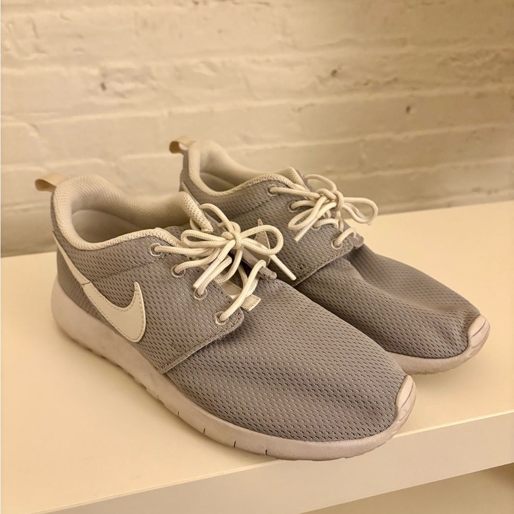 Nike Roshe - Grey